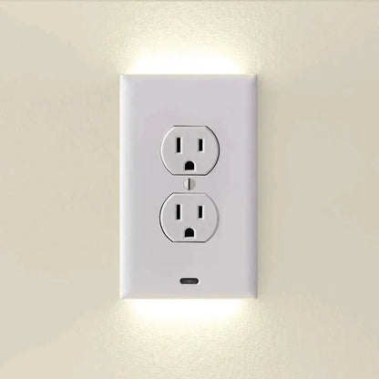 Outlet Cover with Integrated LED Night GuideLight